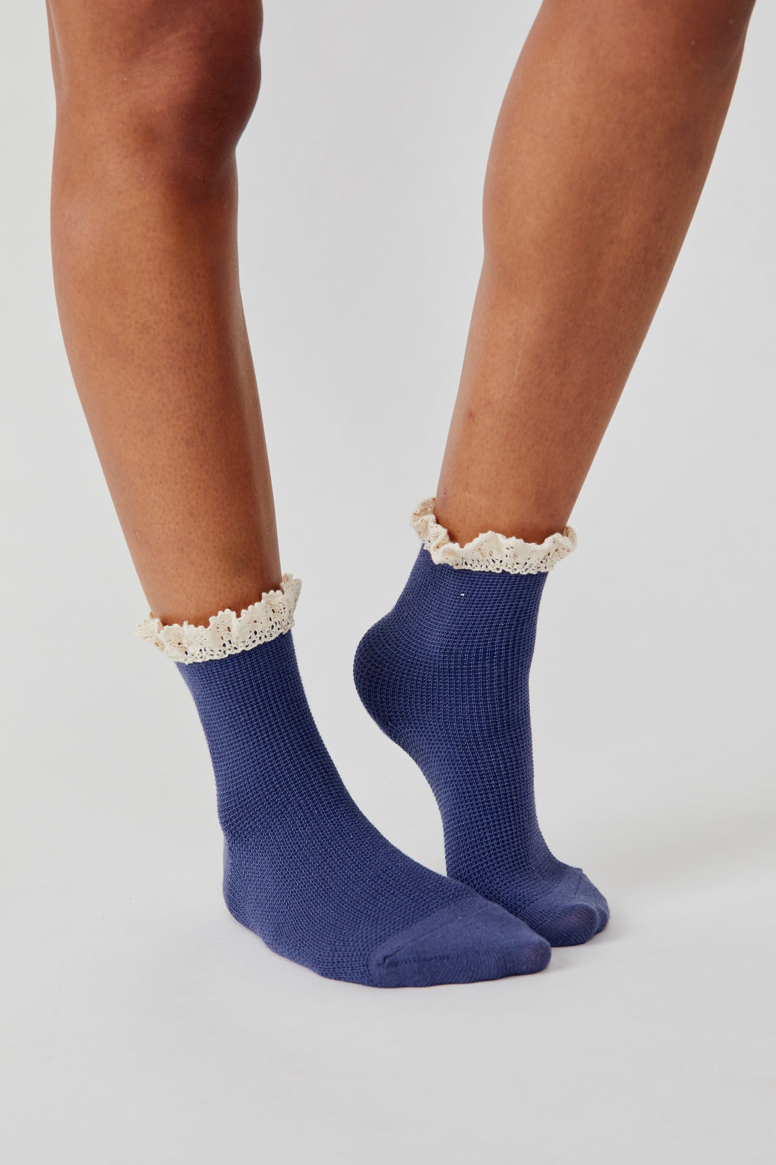 THE MOMENT SHEER SOCKS - FREE PEOPLE