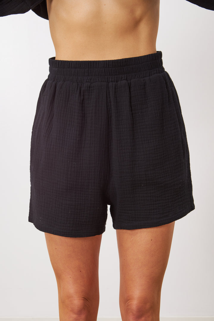 MILA SHORTS (CAVIAR) - LINE